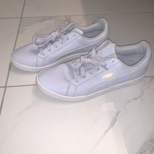 Baby blue puma leather shoe